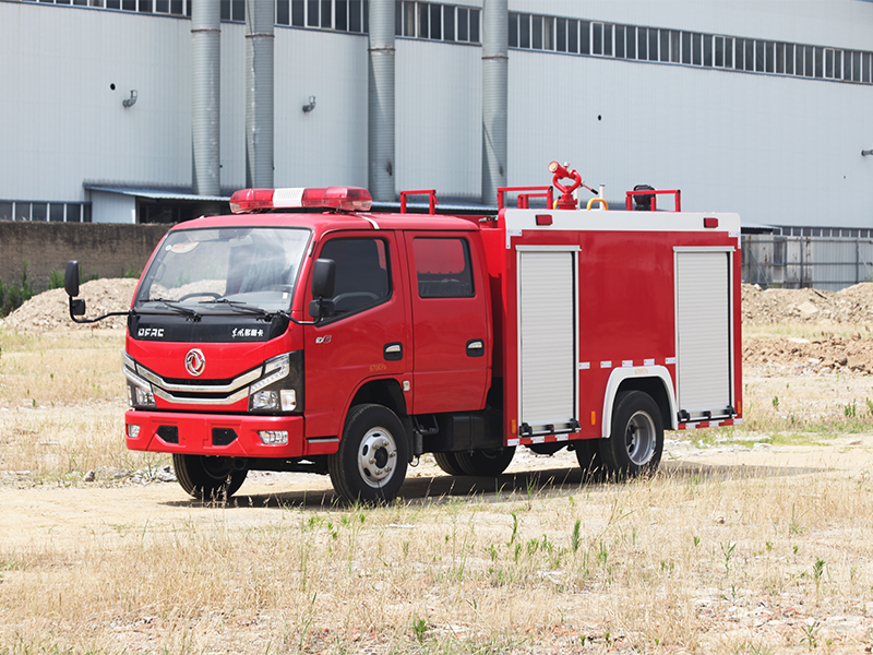 東風(fēng)D6消防車